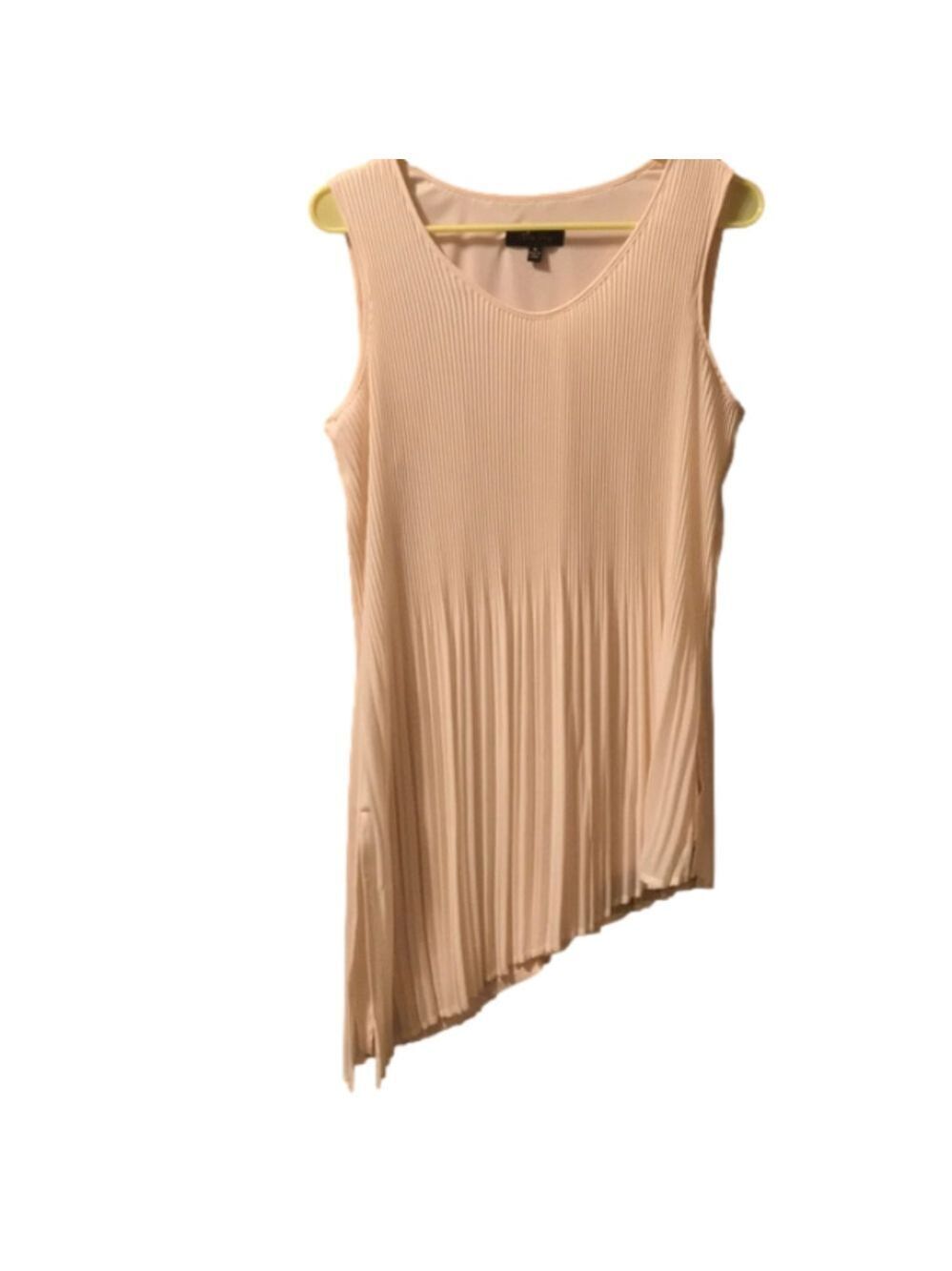 Melissa Paige accordion top